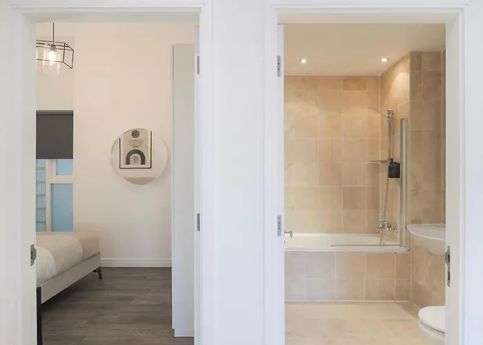 Daire Large Centre Stylish And Spacious Manchester