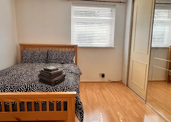 Stylish To Rent 100m From The Etihad And Coop Live Manchester