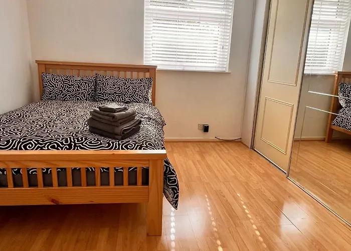 Stylish To Rent 100m From The Etihad And Coop Live * Manchester