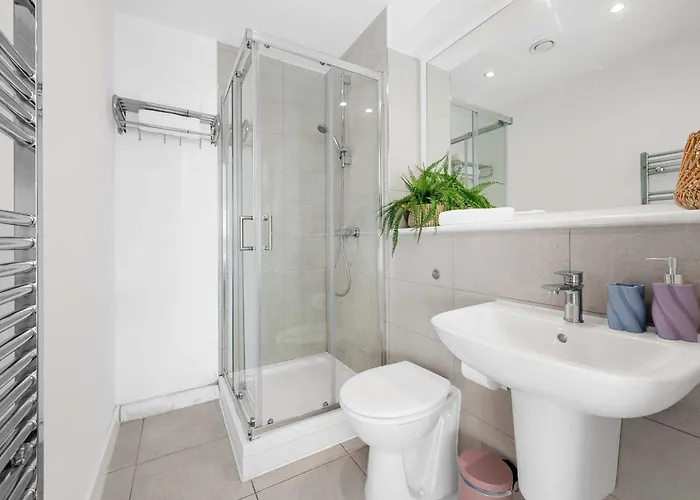 2 Bed Flat With Stunning Views By Superhost Apartmán *