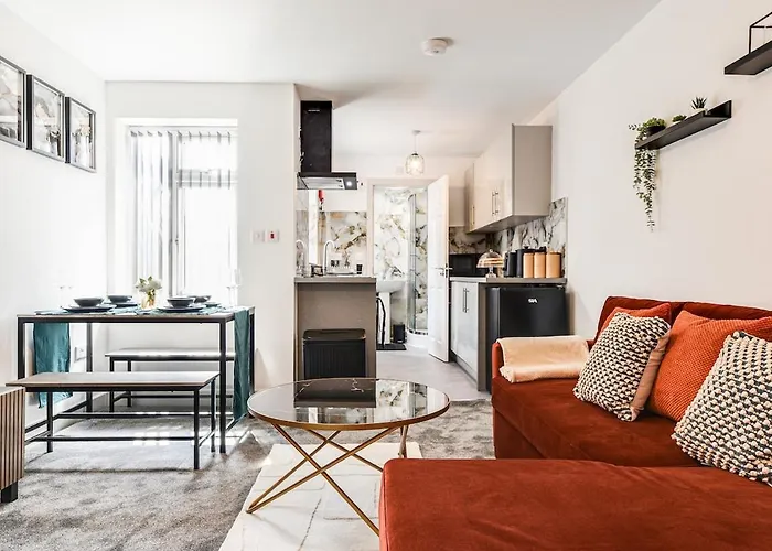 1 Bed Near Coop Live Etihad Stadium *