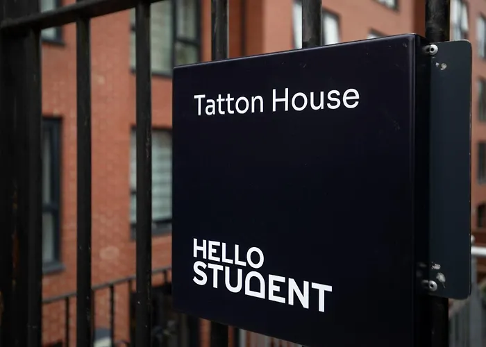 For Students Only - Tatton House In Appartement