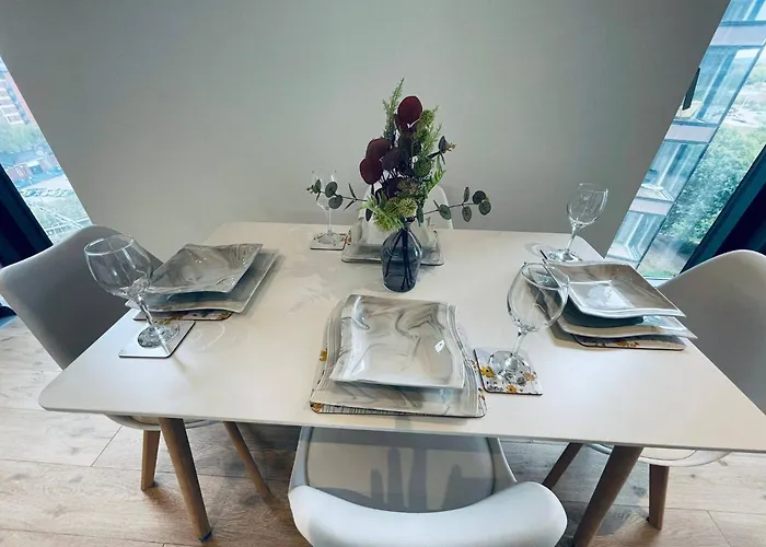 Sky View Centre Luxe - 2 Bedrooms Lejlighed