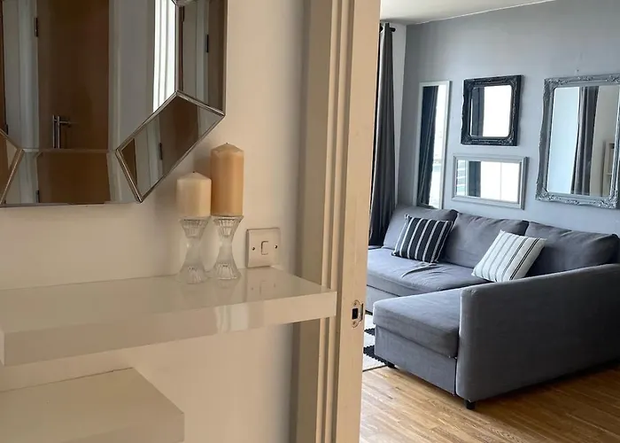 Stunning Centre Flat With A Terrace Apartment