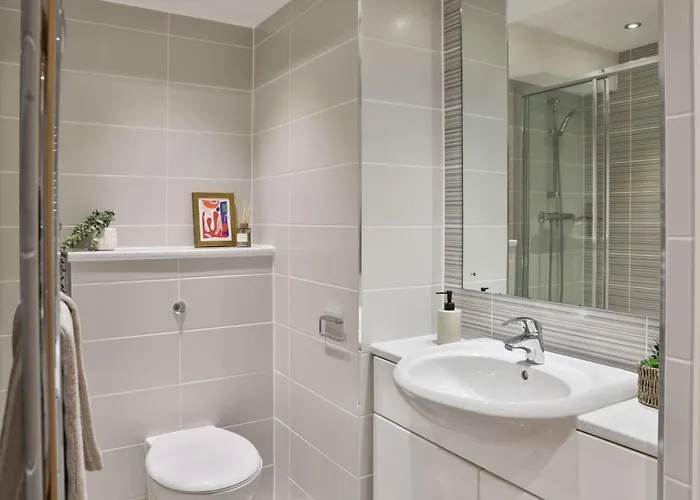 For Students Only - Tatton House In * Manchester