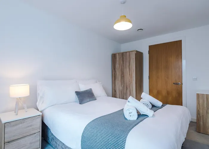 Stylish Two Bedroom With Balcony Daire Manchester