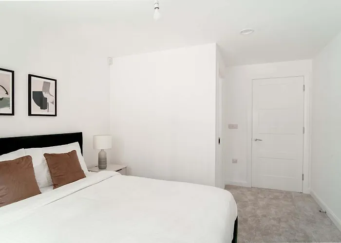 Contemporary 2bed Near Etihad * Manchester