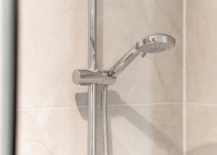 Contemporary 2bed Near Etihad Manchester