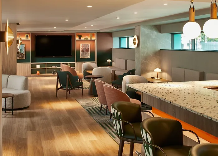 Marriott Piccadilly Hotel 4*