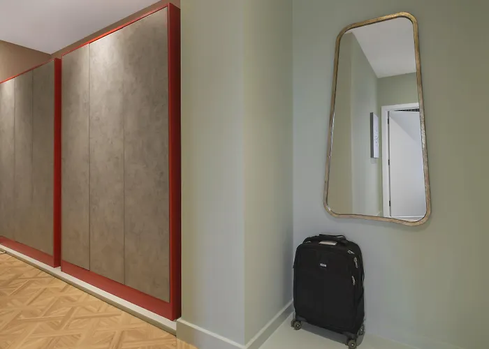 Aparthotel Church Street By Supercity 4*