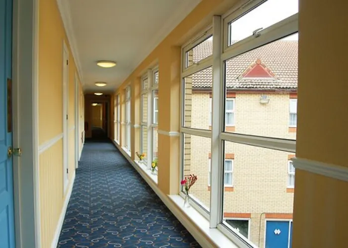 B&B Hotel Manchester Sportcity מלון 3*