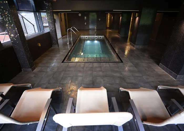 Hotel The Waterside And Leisure Club 3*