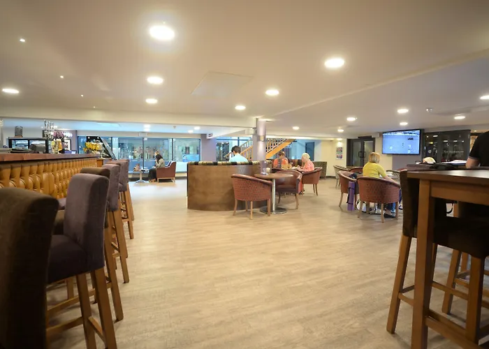 The Waterside And Leisure Club Hotel 3*