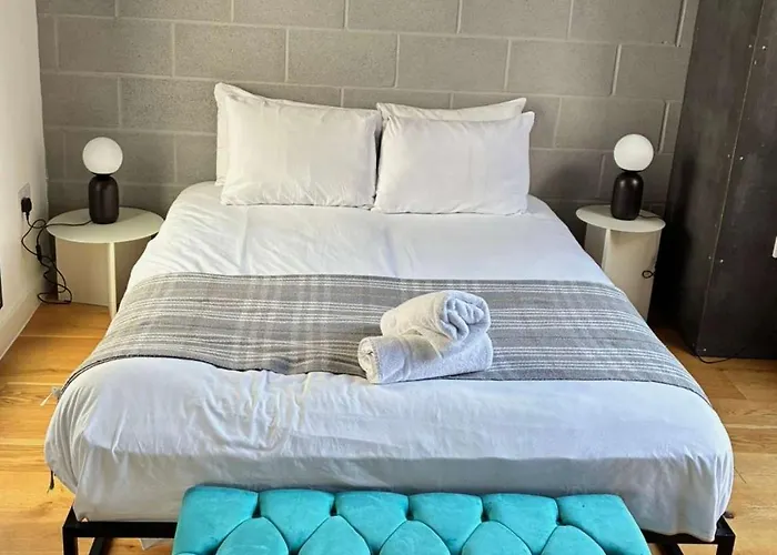 Free Parking - Roof Terrace - Luxury Townhouse Сasa de vacaciones