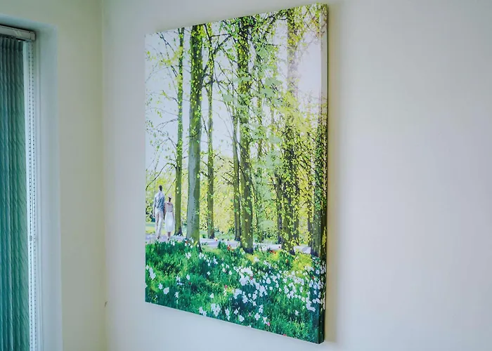 Large Townhouse By The Etihad & Coop Live Arena With Free Parking 펜션