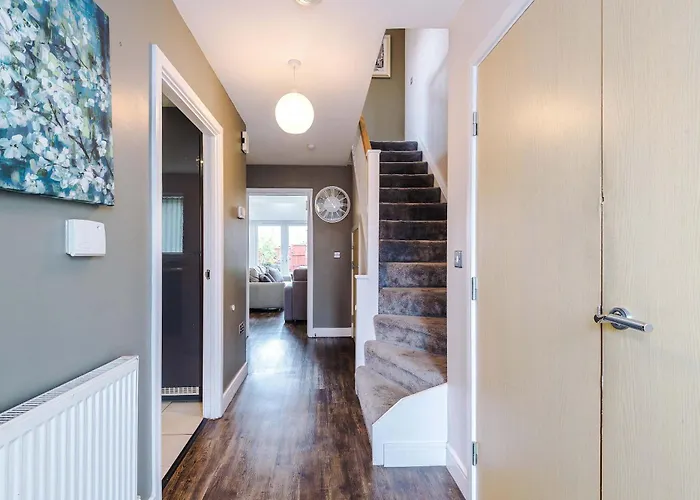 펜션 Large Townhouse By The Etihad & Coop Live Arena With Free Parking 맨체스터