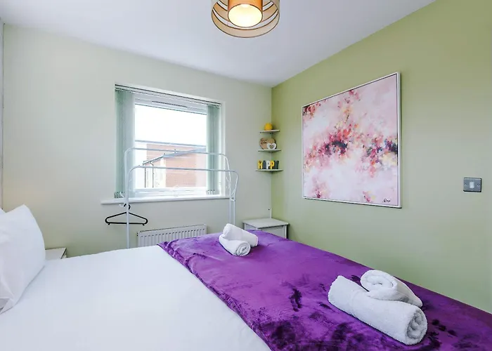 펜션 Large Townhouse By The Etihad & Coop Live Arena With Free Parking 맨체스터