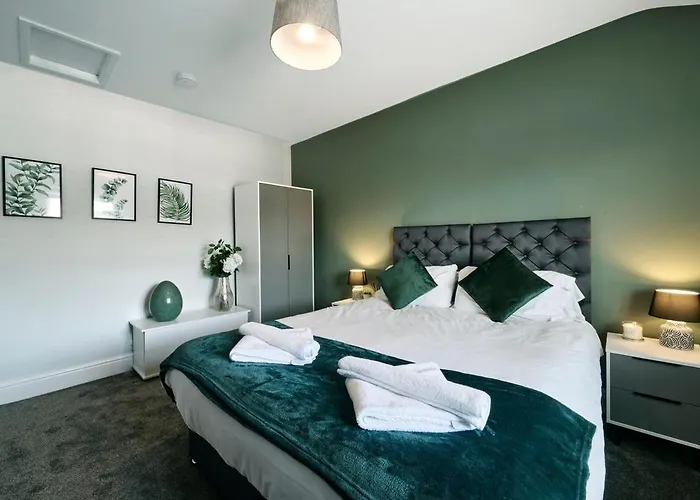 Comfort 2br By Eason Short Lets Denton *