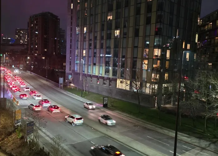 Mega5 Modern 2bedroom Luxury Deansgate-2baths, 2toilets, With Car Park