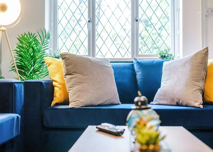 Stylish - 5g Wifi - Free Off-road Parking - Sleeps 7 * Mánchester