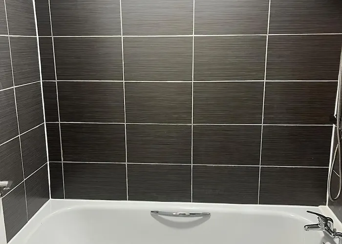 בית הארחה The Cosy Haven - 2 Bedroom House 3*