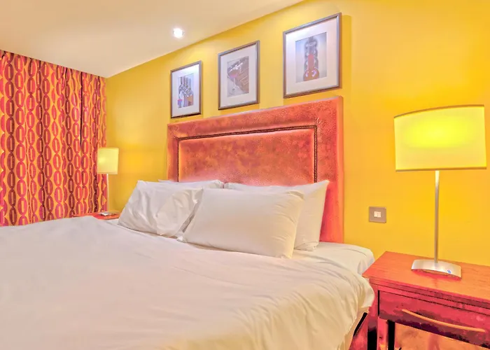 Hotel Airport By Dancenter Manchester