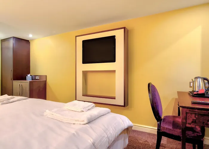 Airport By Dancenter 4* Manchester