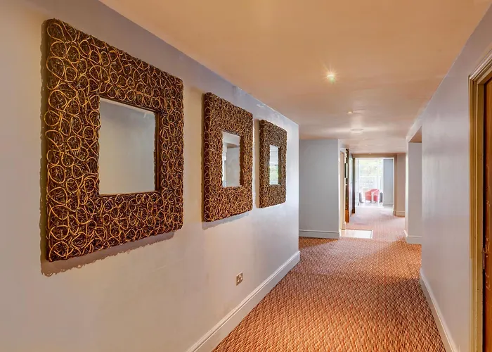 Hotel Airport By Dancenter