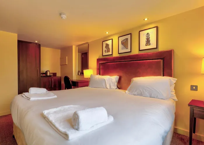 Hotel Airport By Dancenter Manchester