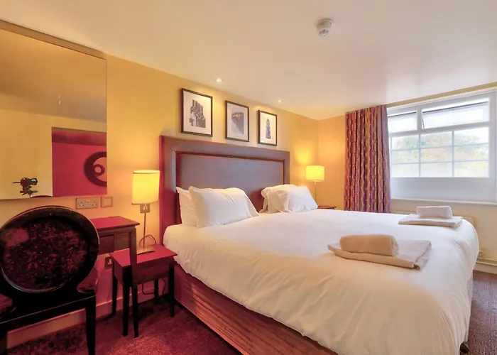 Airport By Dancenter 4* Manchester