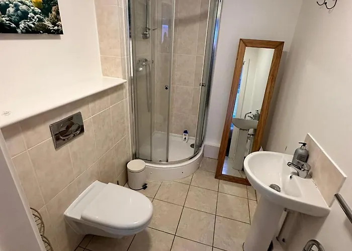 New 2 Bedroom Flat Close To Center Delta Point Apartment Manchester