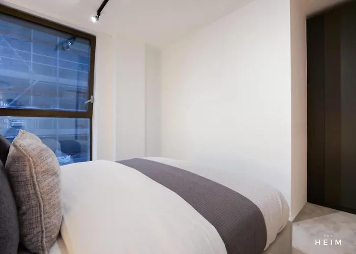 Pappilo At The Heim 맨체스터