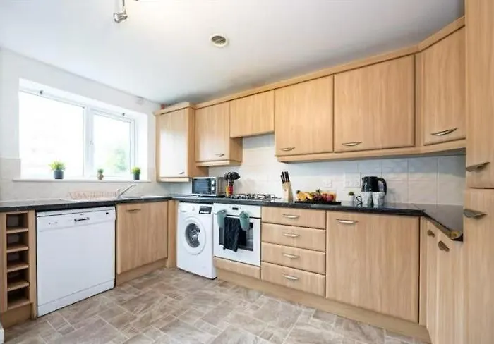 Cosy Nest - Coop Live & Etihad Apartment *