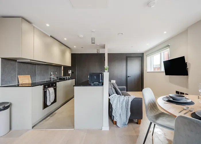 Apartament 2 Bed Modern Flat, Castlefield, Citycentre, Parking, Self-checkin, Sleeps 4, Balcony, Wifi, Views Manchester