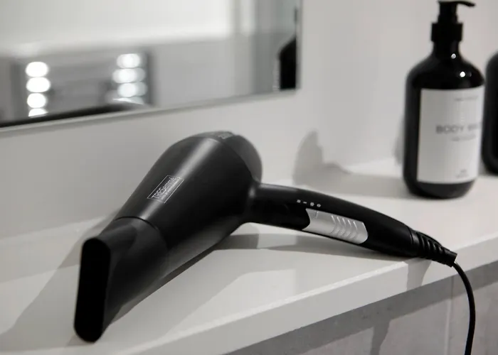 Salford Retreat - 2 Bedroom 아파트