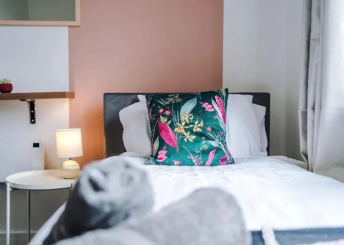 Quay House - Modern Apartments In Salford * 맨체스터