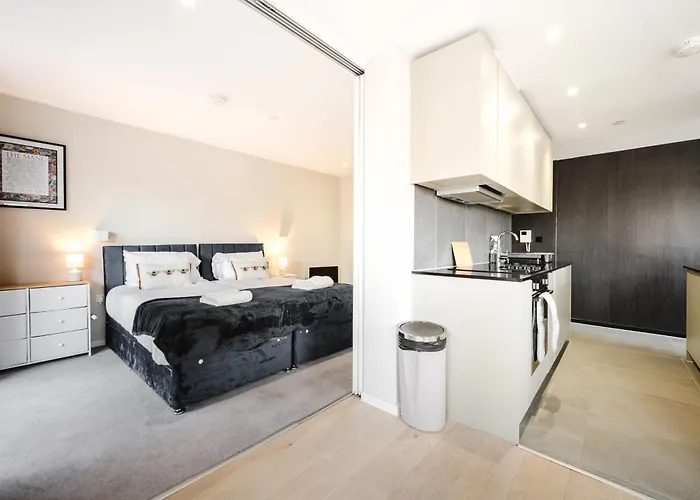 2 Bed Modern Flat, Castlefield, Citycentre, Parking, Self-checkin, Sleeps 4, Balcony, Wifi, Views Daire Manchester