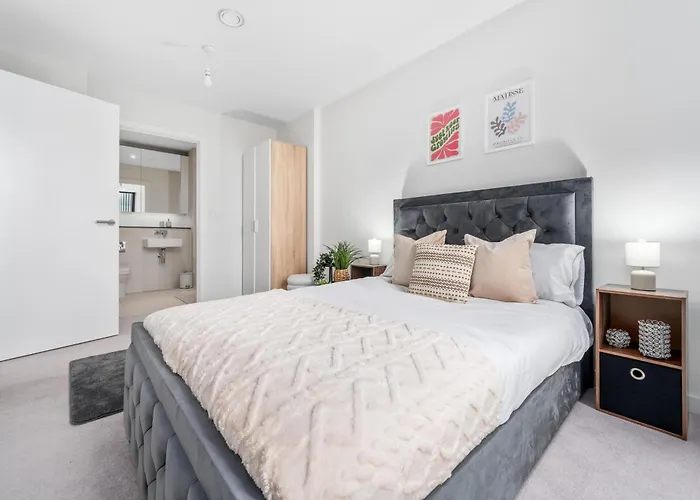 Center 28 Day Perks From May, Family And Business Travel Hideaway,parking, Walking Distance To Amenities Daire *