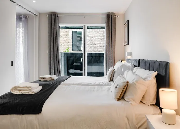 2 Bed Modern Flat, Castlefield, Citycentre, Parking, Self-checkin, Sleeps 4, Balcony, Wifi, Views Apartament *