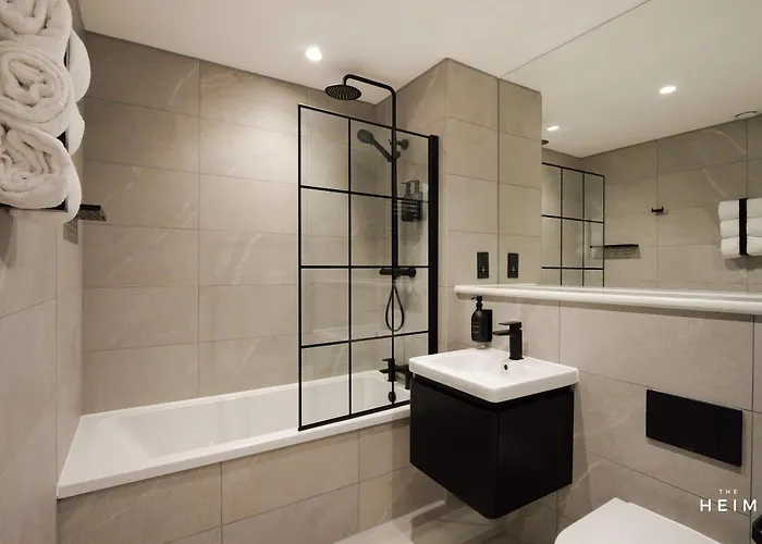 Mono At The Heim Mánchester