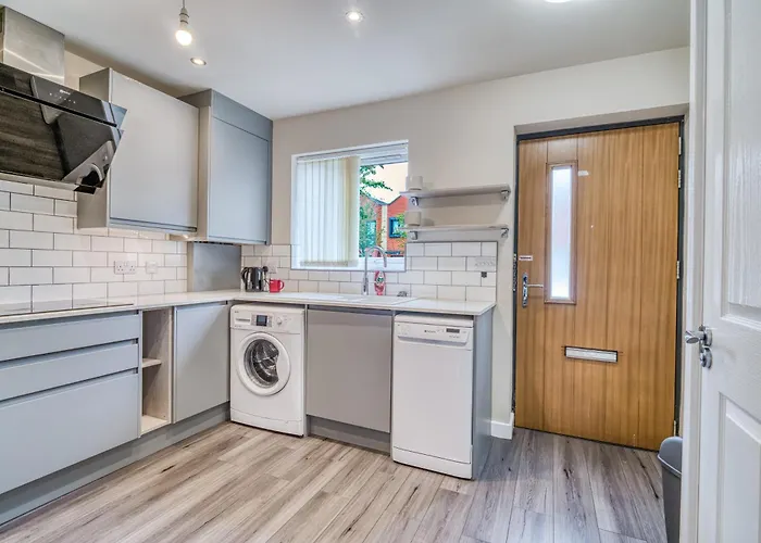Stylish 2-bedroom In Salford - 5 Guests * Manchester