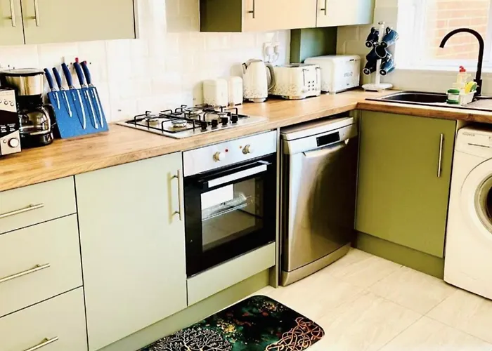 3-bedroom Gem In With Free Parking Prázdninový dům