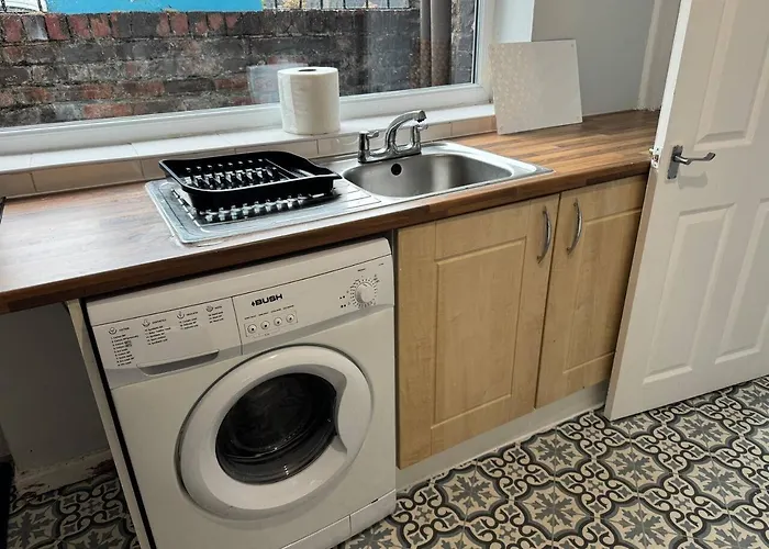 Bakewell St 2br Retreat For 5 With Free Parking *
