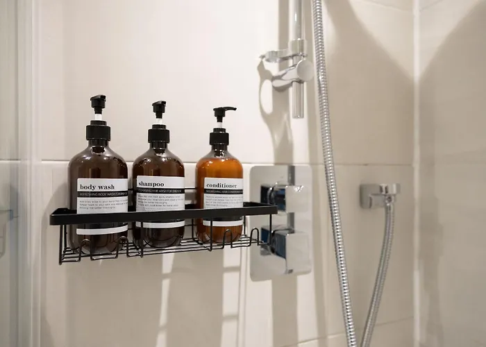 Spacious Manchester City Condo - Pool Table - Next To Ao Arena - Local Transport Links - Parking 아파트