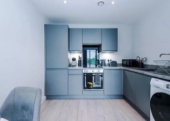 Stylish 1-bed Fast Wi-fi Easy Access To 맨체스터