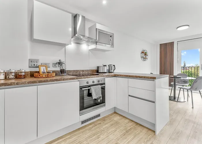 Daire Modern 2br Urban Nest In Salford, For 4 Manchester