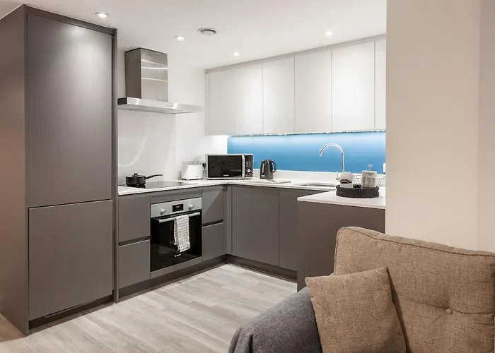 Modern 2 Bed - Next To Ao Arena & Picadilly Station - - Parking & Local Transport Links Manchester