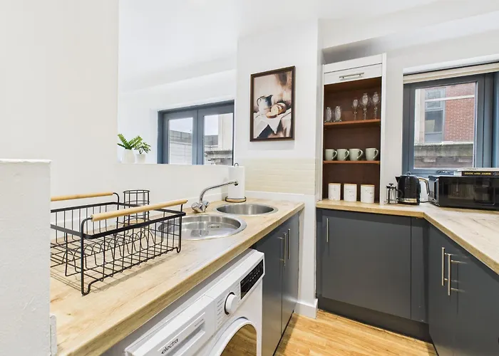 Apartment Wild Roses Serviced - Arndale *