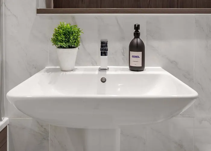 Seraphine - Luxury 1br *