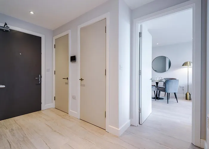 Modern 2br Parking Great Location & Amenities Lägenhet Manchester